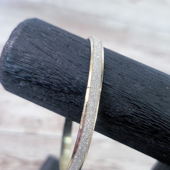 Gold Tone with Glitter Bracelet - Condition Issues - Picture 4 of 8